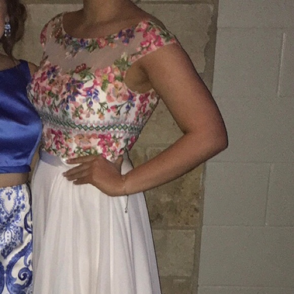 Sherri Hill Prom Dress - Picture 3 of 3